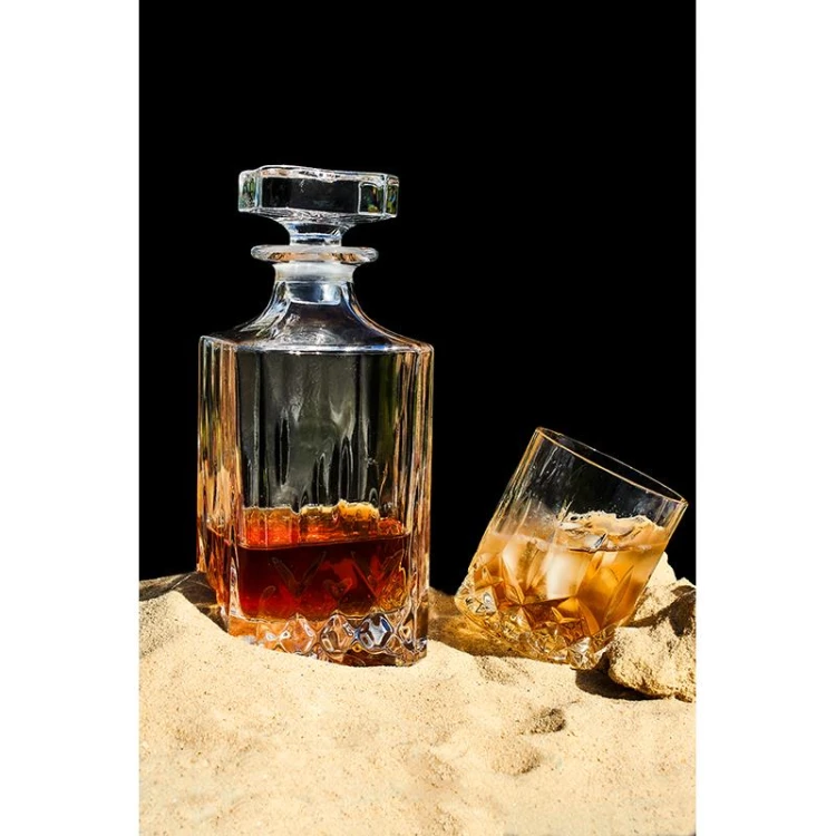 bohemia-prestige-classico-zestaw-do-whisky-1-6-n (1).jpg